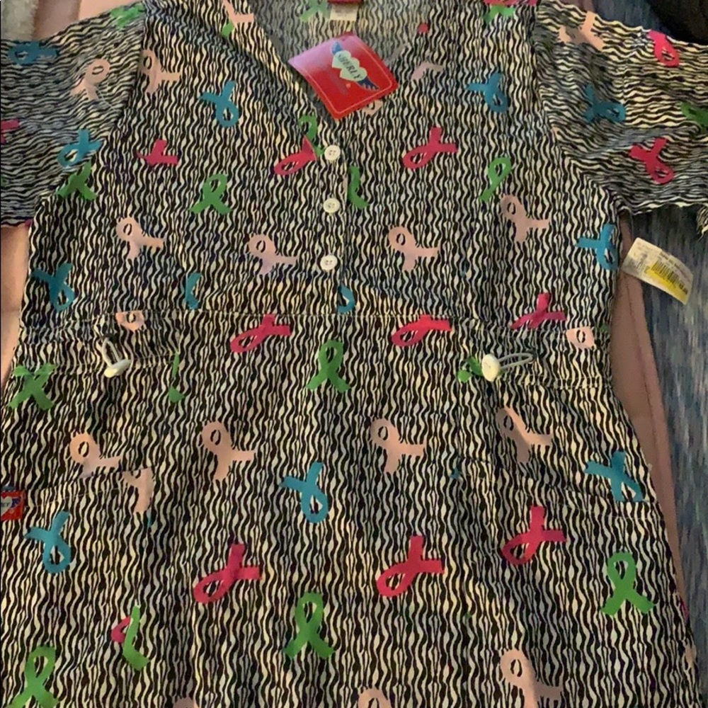 BRAND NEW! Scrub Top Never Worn